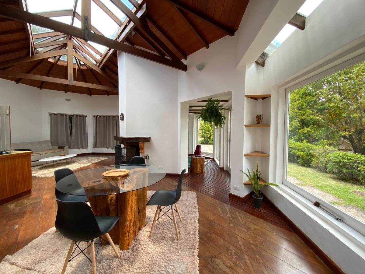 Casa de férias Casa De Vidro By Capivari Campos do Jordão